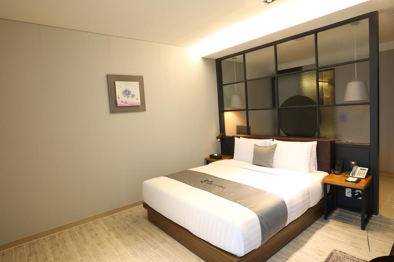 Rest Hotel Gimpo Bagian luar foto