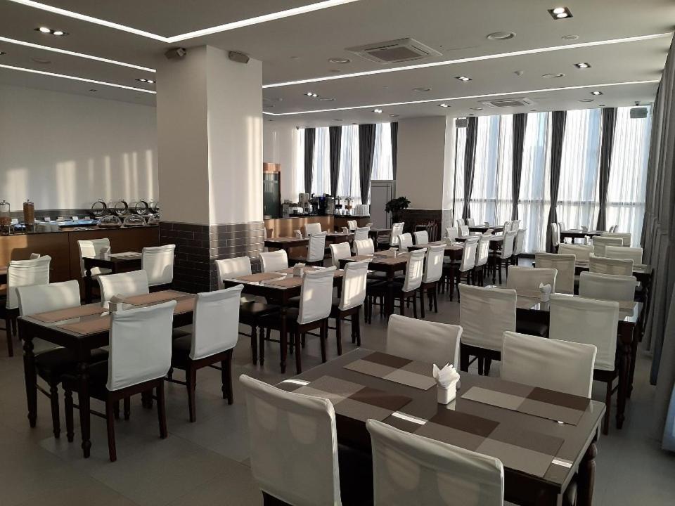 Rest Hotel Gimpo Bagian luar foto