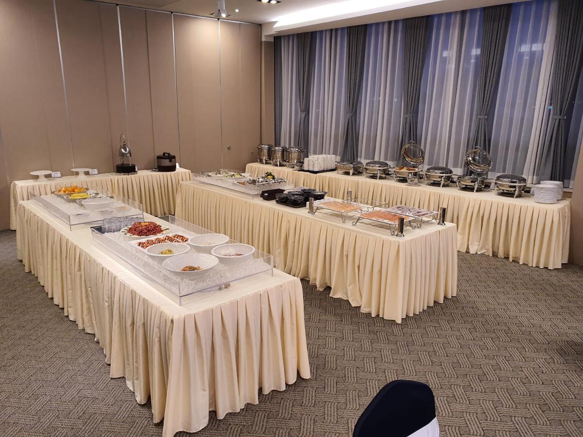 Rest Hotel Gimpo Bagian luar foto