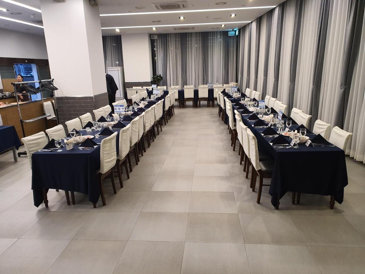 Rest Hotel Gimpo Bagian luar foto